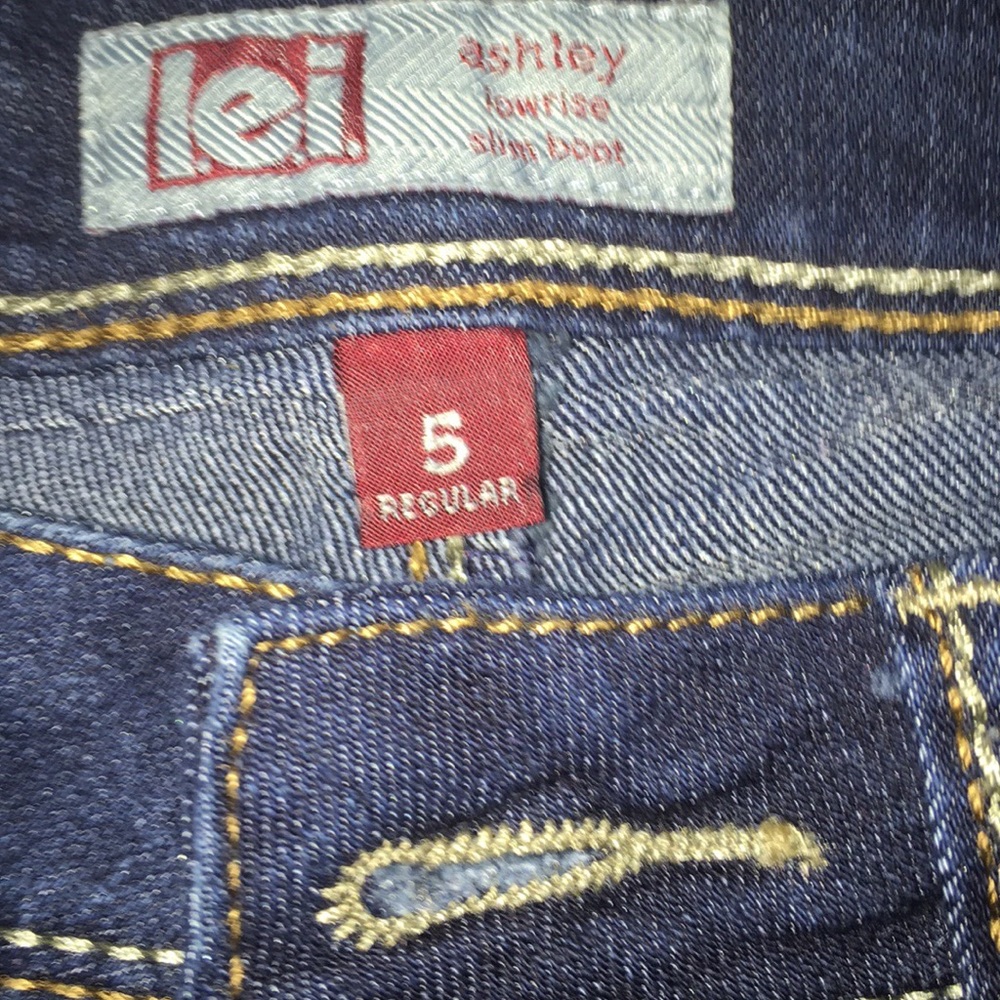 Women’s jeans